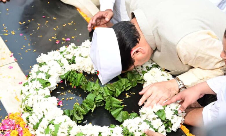 रामपुर तिराहा शहीदों को मुख्यमंत्री धामी ने दी श्रद्धांजलि