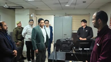 मुख्यमंत्री पुष्कर धामी के विज़न को गति, आवास एवं नगर विकास योजनाओं में पारदर्शिता, तकनीकी नवाचार और समयबद्ध क्रियान्वयन पर सख्ती