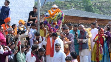 श्री ओंकारेश्वर मंदिर से धाम के लिए रवाना हुई बाबा केदार की पंचमुखी उत्सव डोली