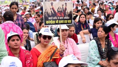 परेड ग्राउण्ड, देहरादून में महिला जन आक्रोश रैली में मुख्यमंत्री धामी ने किया प्रतिभाग